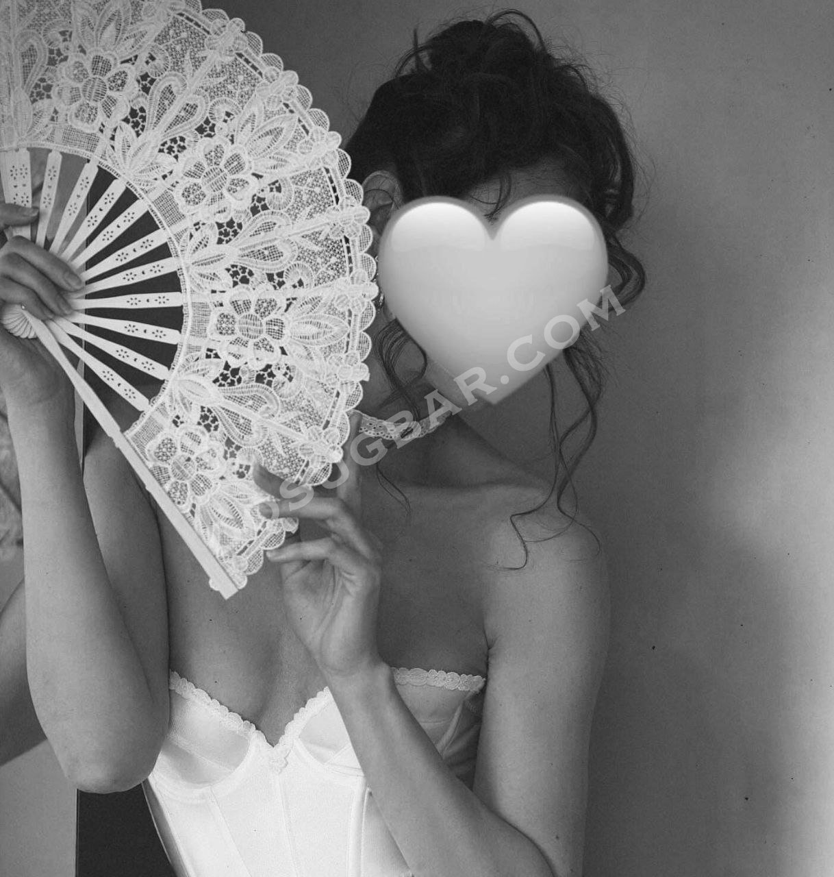 Александра, 22