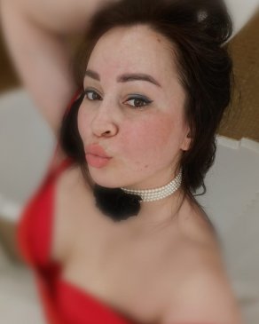MALENA, 33