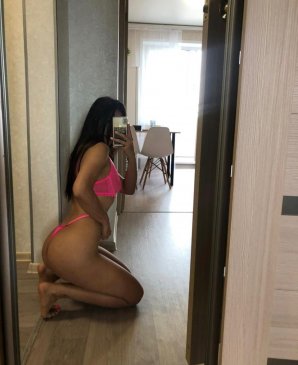Ника, 23